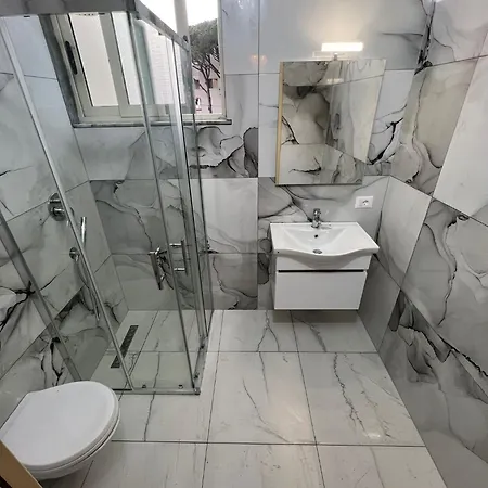 Beach Apartment * Golem (Tirana)